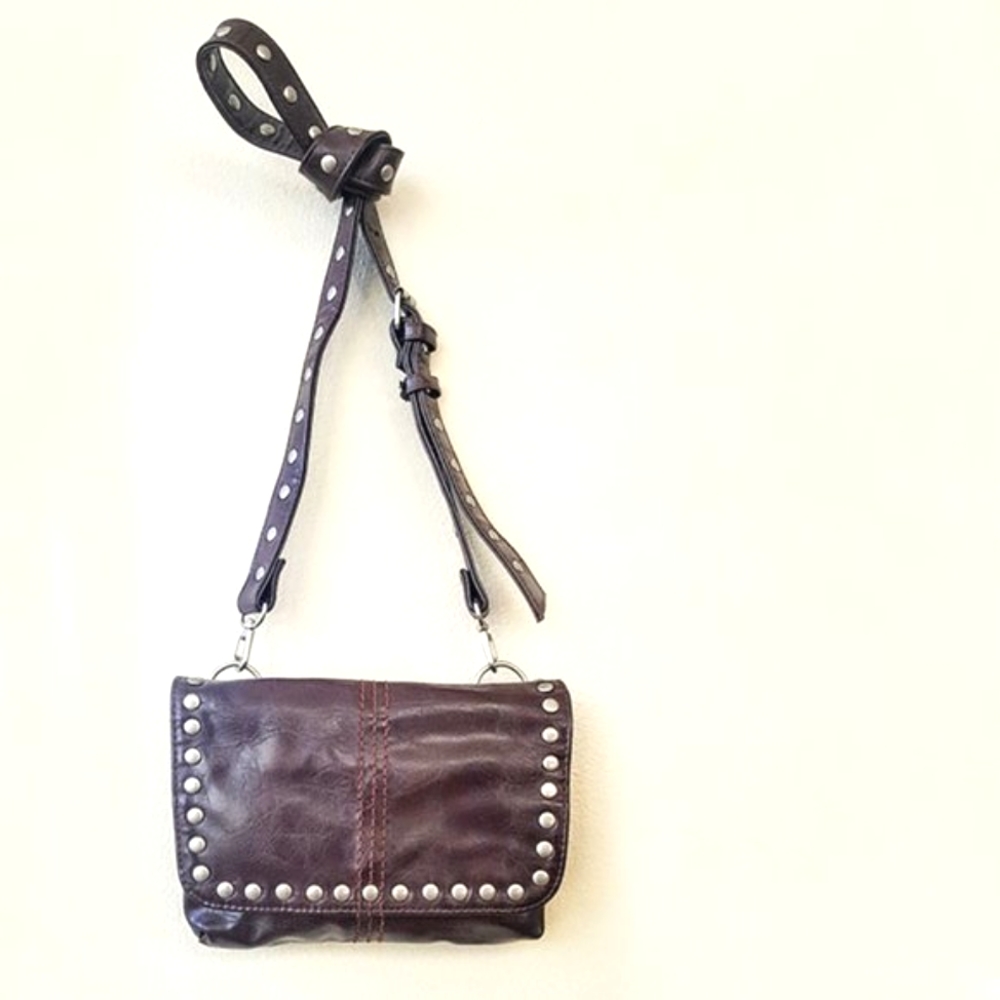 Vegan Sacchetto Crossbody bag Burgundy by Tokyo Bay NWT!